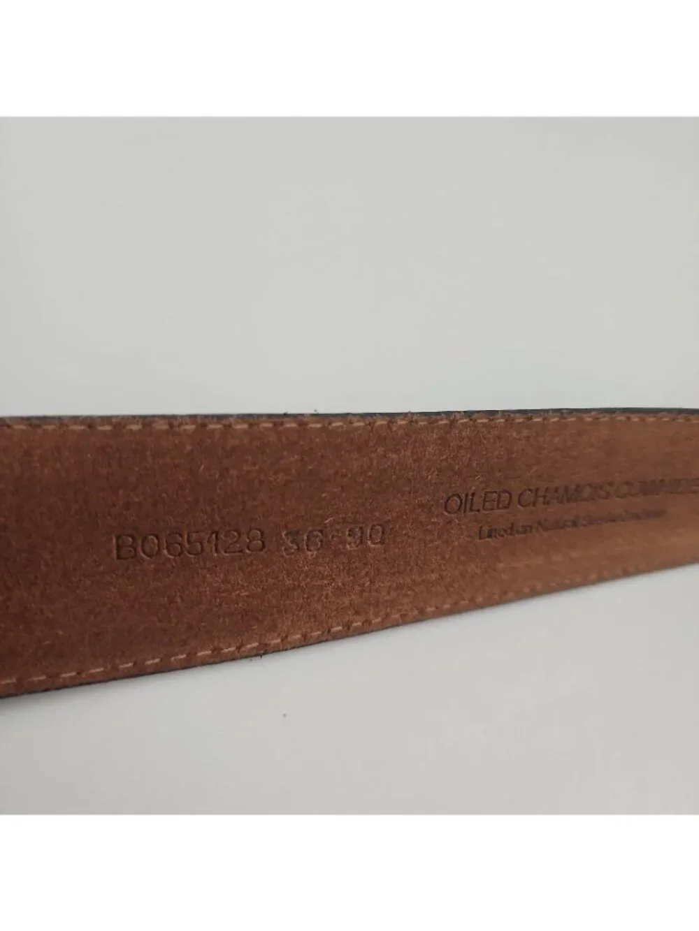 roundtree and yorke mens Leather Belt 36 Brown Black Brass Buckle Fits 33-37